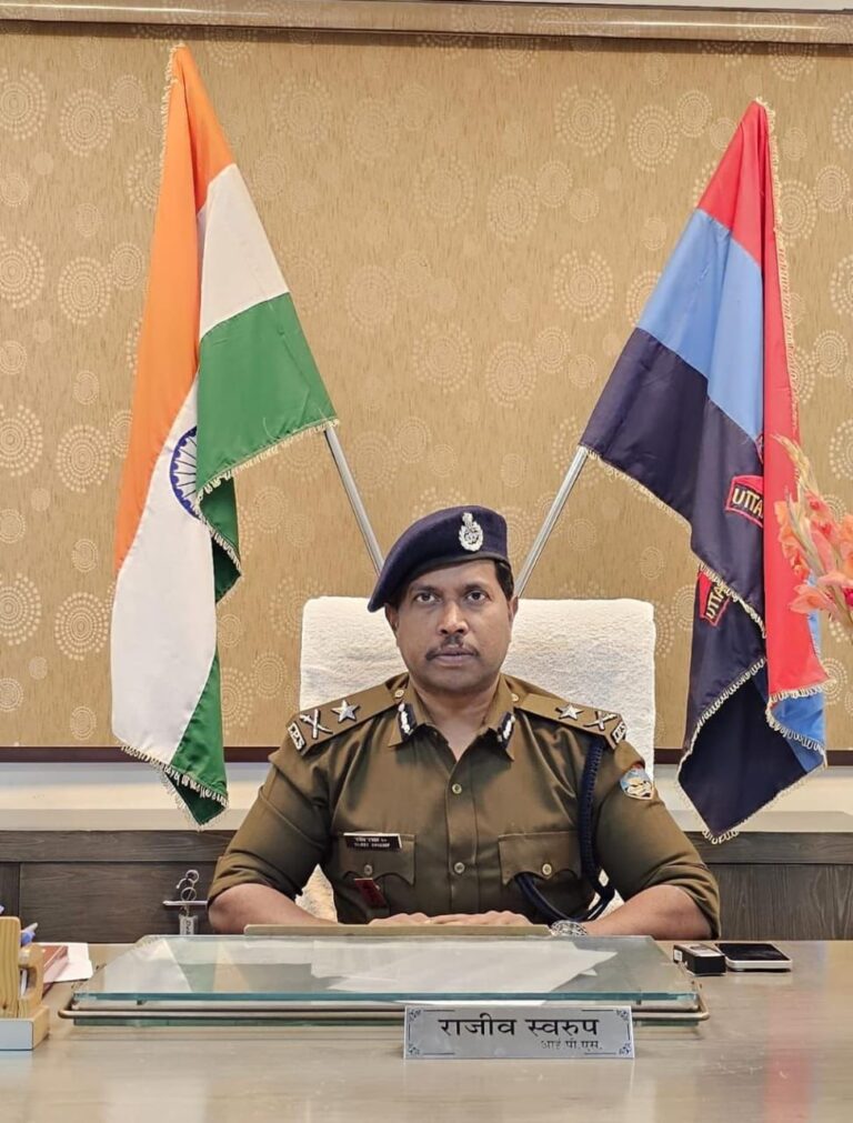 ई-मेल से बम धमकी के बाद देशभर में अलर्ट।।